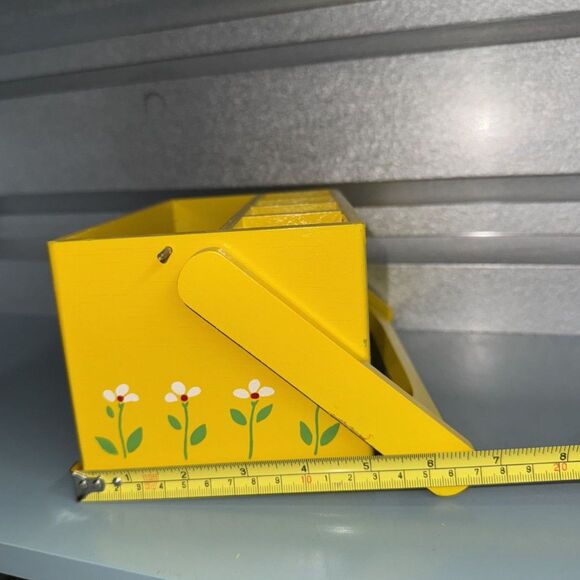 VTG Teleflora 1984 Wooden Planter Caddy - Yellow Floral Organizer Box - Picture 11 of 12